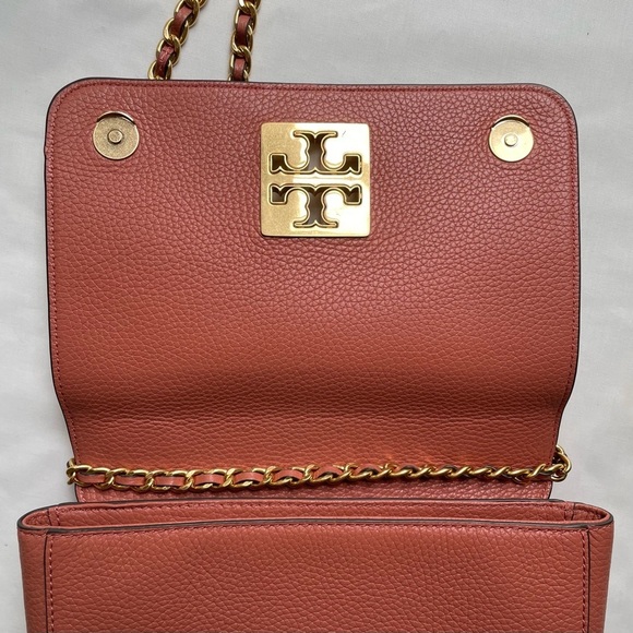 Tory Burch Britten Adjustable Shoulder Leather Purse - Picture 8 of 16